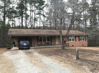 320 James Ave, Hamlet, NC 28345