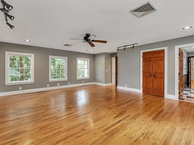 210 Settlers Rd — Photo 46