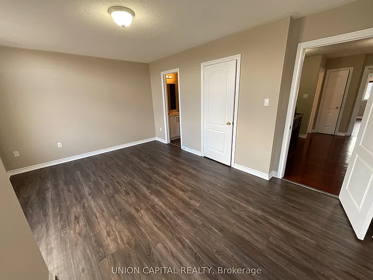 54 Kindy St — Photo 16