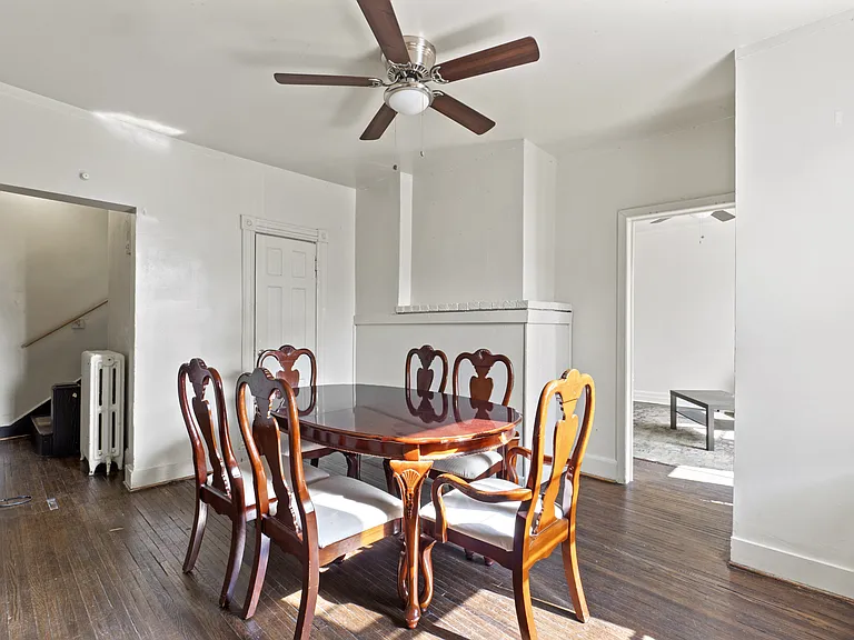 4620 College Ave — Photo 3