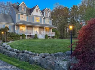 6 Dubois Rd, New Paltz, NY 12561