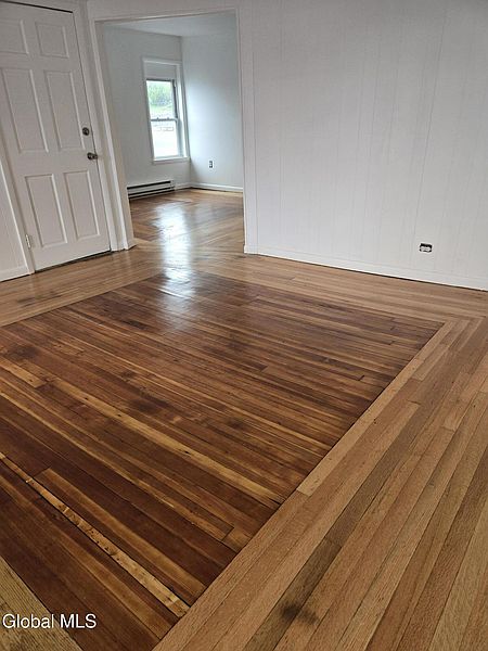 3rd image of 23 Sargent Street