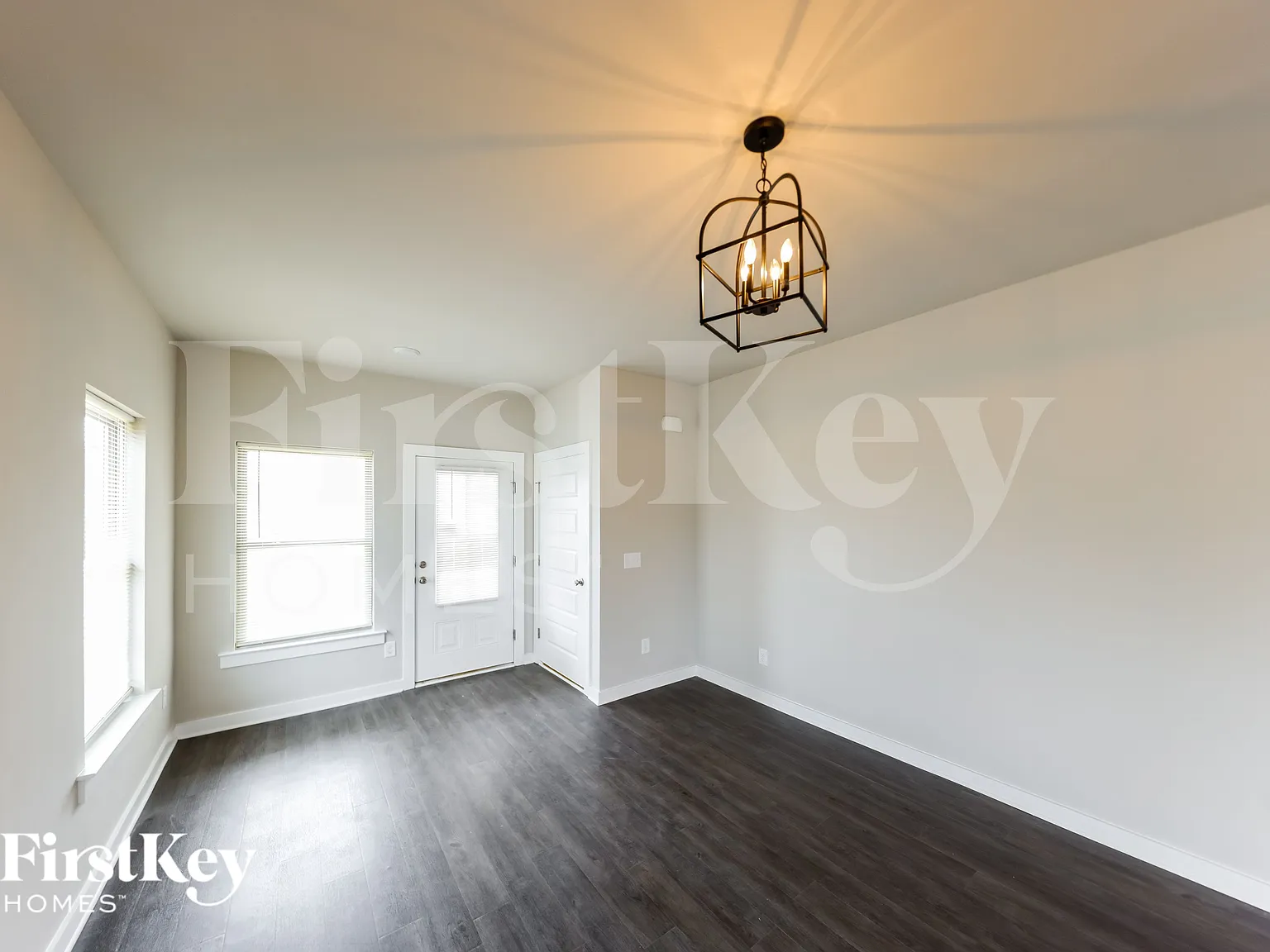 3 bed, 2.0 bath, 1202 sqft, $1,485 — Photo 4