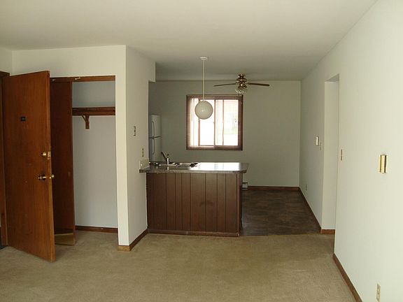 4th image of 4205 Florida Dr APT 205