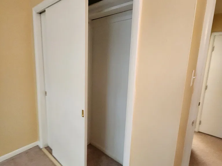 2322 Colony Dr SW — Photo 16