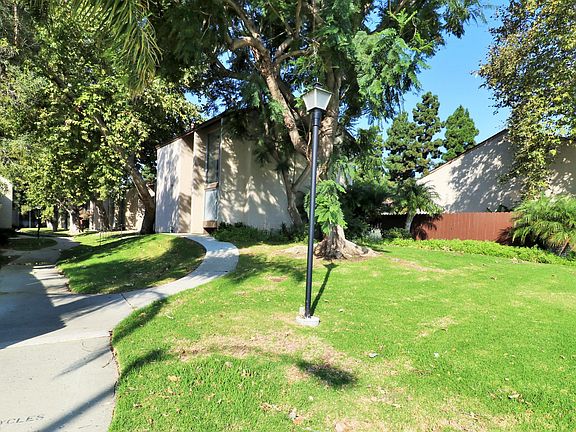 3rd image of 1163 Badger Cir