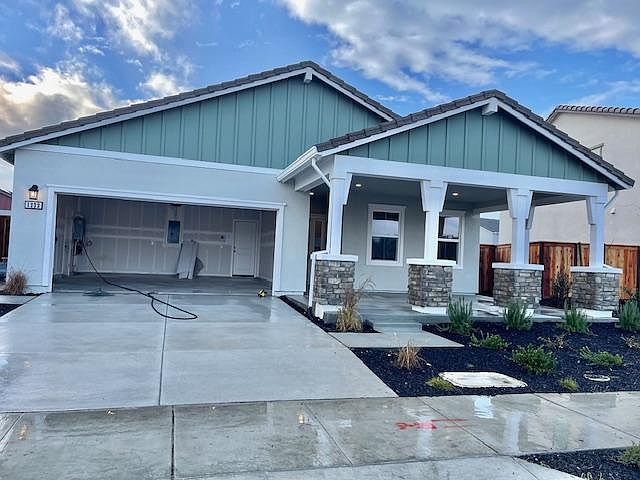 1st image of 1232 Salinas River St