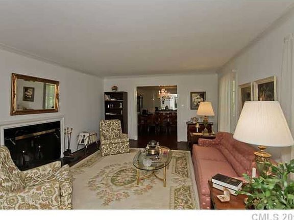 4th image of 4610 Montibello Dr