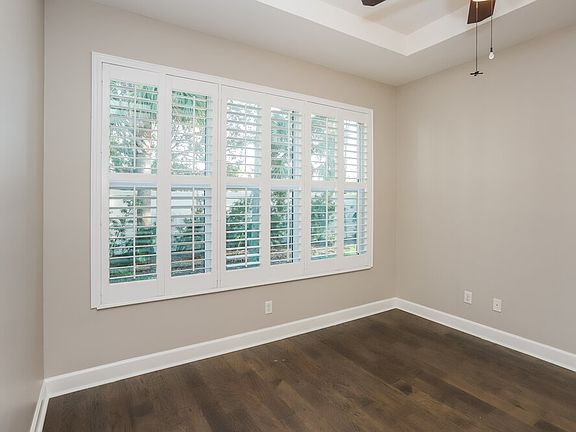 5th image of 2550 Terracina Dr