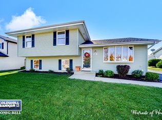 6914 Monmouth Dr, Joliet, IL 60431