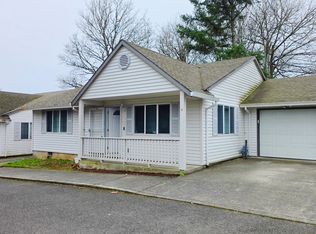 15310 SE Stark St, Portland, OR 97233