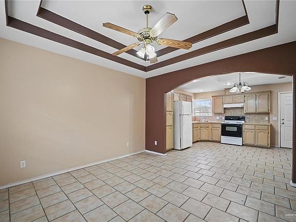 3rd image of 3619 W Faith Hill St