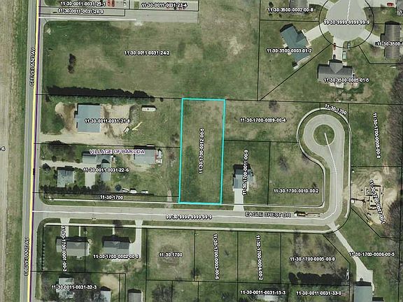 4th image of 1687 Eagle Crest Dr