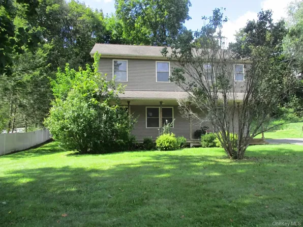 24 Fairview Avenue, Montgomery, NY 12586