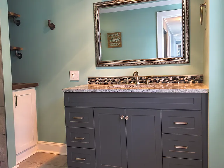 997 Edgemere Dr — Photo 6