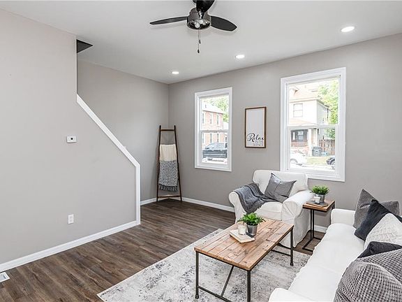 4th image of 324 Clover St