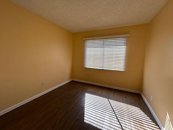 3rd image of 4204 S 47th St
