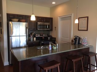 4 Standish Rd APT 202, Saratoga Springs, NY 12866