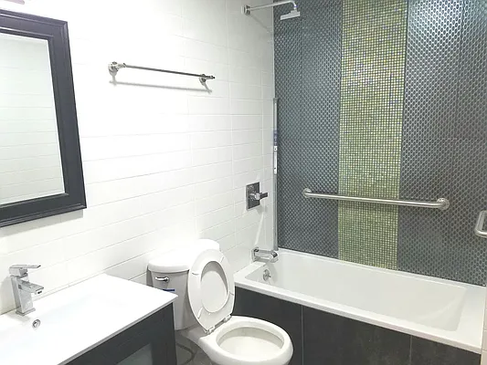 Rented by Uptown Flats LLC | media 15