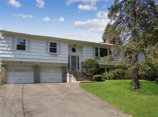 15 Meadow Pl, Rye, NY 10580