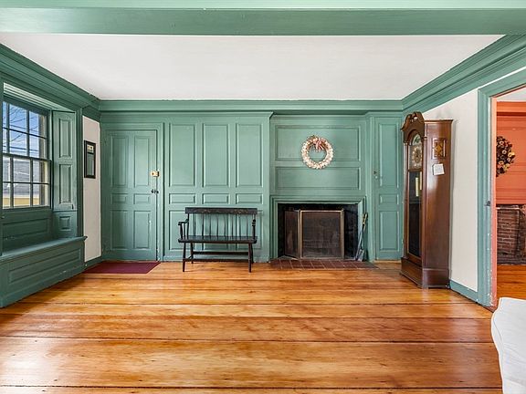 3rd image of 125 Derby St #D