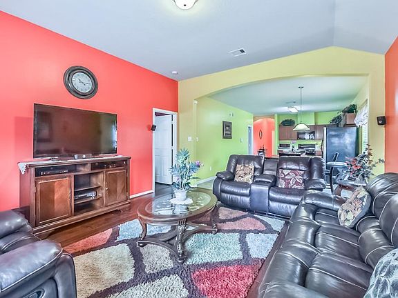 4th image of 8606 Doskocil Dr