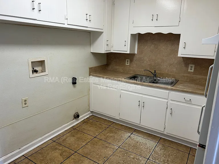 118 Quincy Ave #C — Photo 1