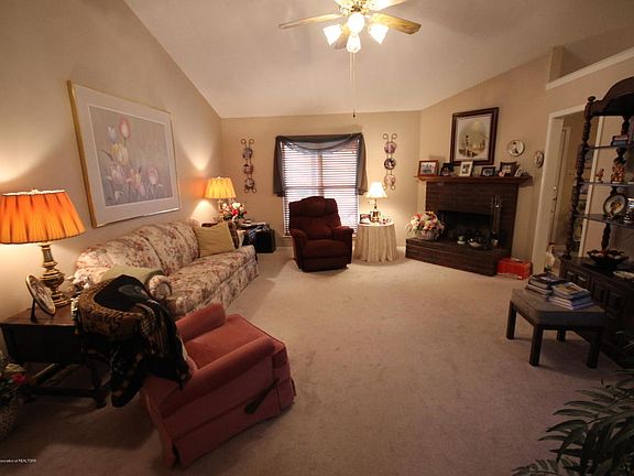 2nd image of 7211 Brenwood Dr