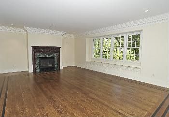 3rd image of 115 Fairfield Dr