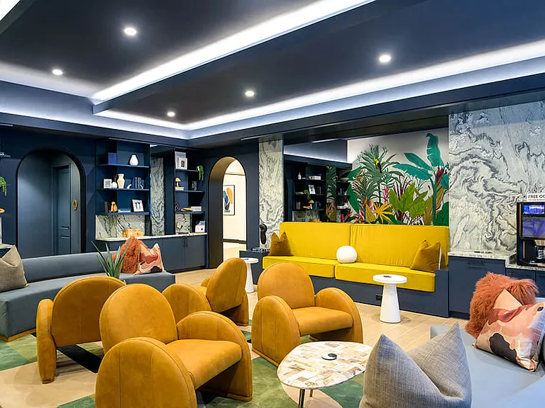 Coasterra Apartments — Photo 16
