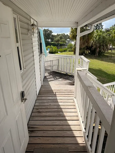 Studio, 300 sqft, $1,190 — Photo 4