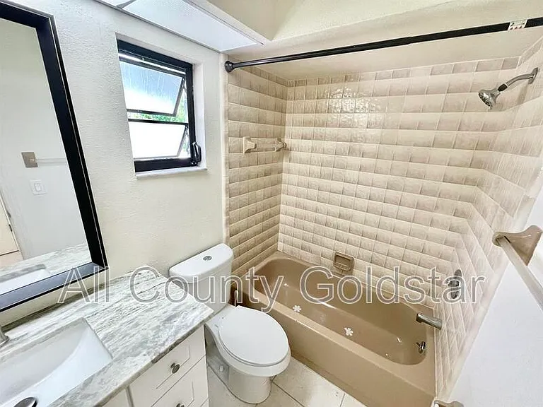 23185 Nancy Ave — Photo 8