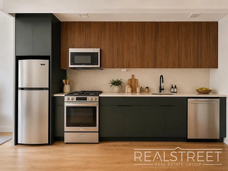 972 Bushwick Ave #3E — Photo 3