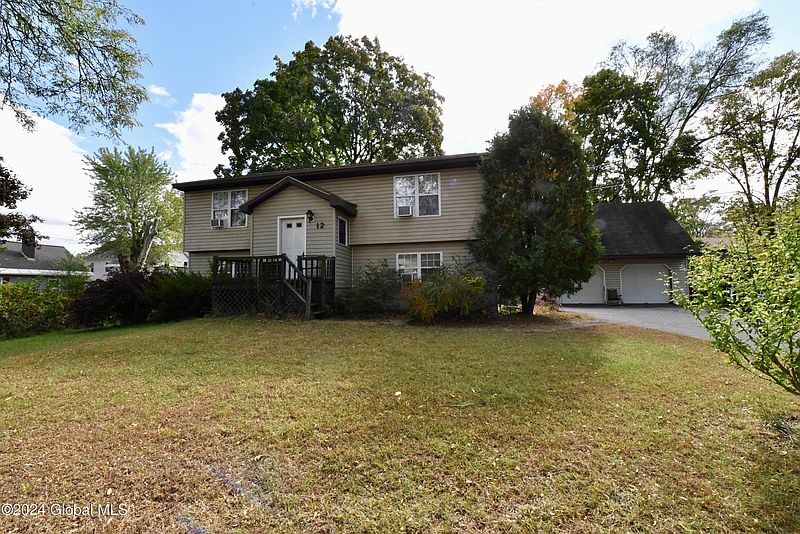 3rd image of 12 Dorrer Avenue