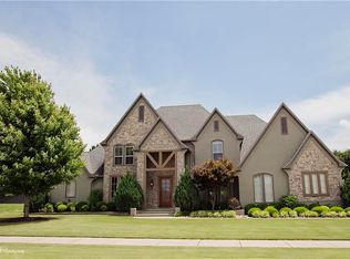 4183 Saint Albans St, Springdale, AR 72764