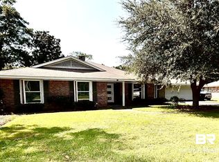 113 Spring Dr, Fairhope, AL 36532
