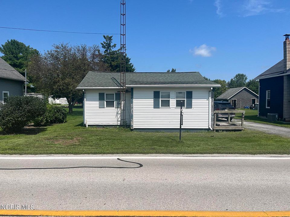 1st image of 203 W Main St