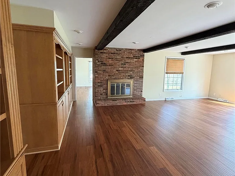 30800 Gates Mills Blvd — Photo 7