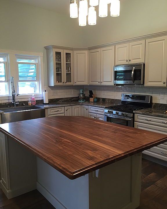 2nd image of 47 N Elm Ave
