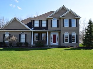 32155 Country Club Dr, Avon Lake, OH 44012