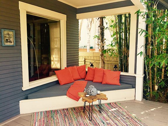 3rd image of 1439 Cabrillo Ave
