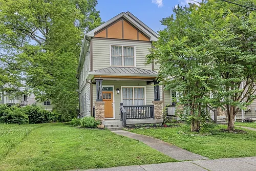 1824 6th Ave N #B Photo 1 1824 6th Ave N #B Photo 1
