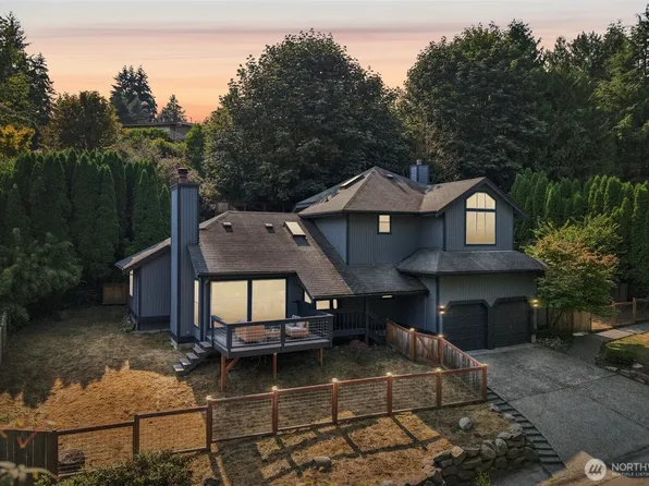 5231 NE 193rd Place, Lake Forest Park, WA 98155