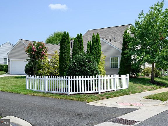 4th image of 29692 Maribel Ln