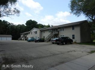 891 Parkview Dr APT 1, Milton, WI