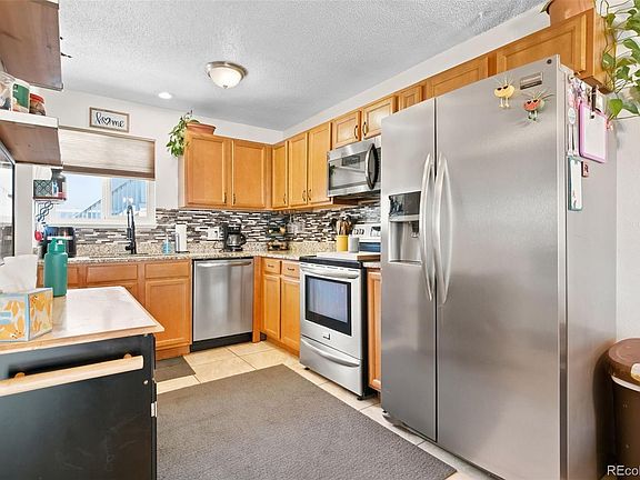 5th image of 2279 Coronado Parkway #B