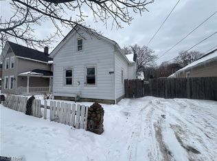 3201 W 50th St, Cleveland, OH 44102