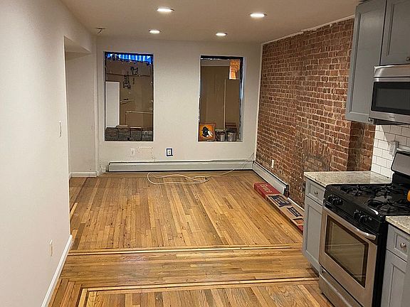 3rd image of 419 E 141st St Floor 1