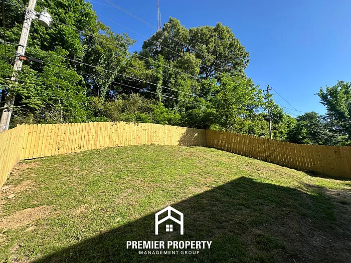 993 Nolan Ln — Photo 23