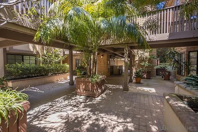 8880 Villa La Jolla Dr #214 — Photo 22